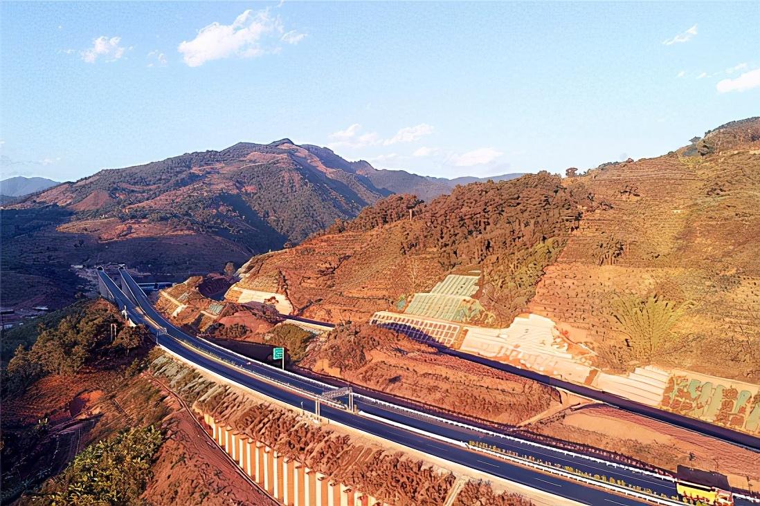 共臨高速最新進展,速度與友情的協奏曲