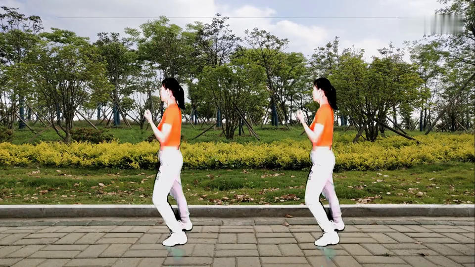 現象級擺跨舞，文化表達與爭議熱議