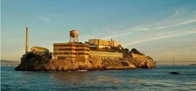 惡魔島最新探秘,小巷中的隱秘寶藏