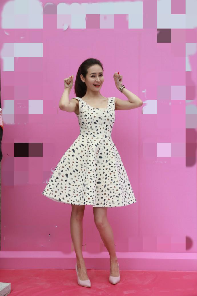 于明加的快樂日常,友情、家庭與愛的溫馨時光