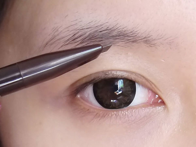 最新彩妝手法揭秘,小巷深處的彩妝秘境探索