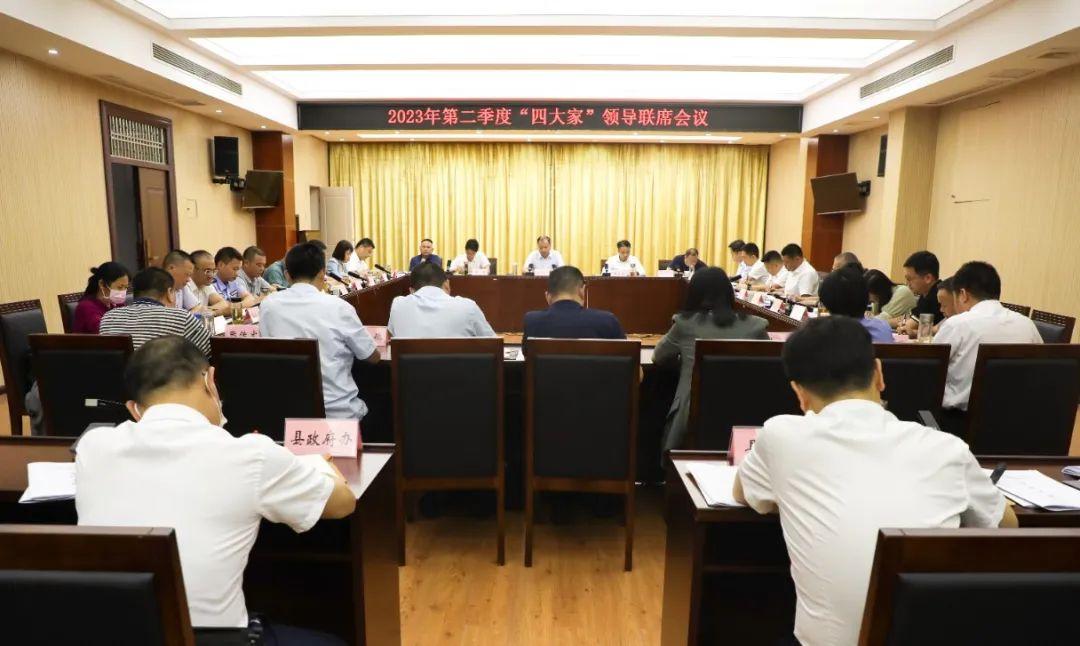 肖吉武，城市中的溫情時光日常