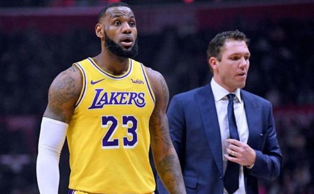 湖人最新季后賽表現及前景深度分析