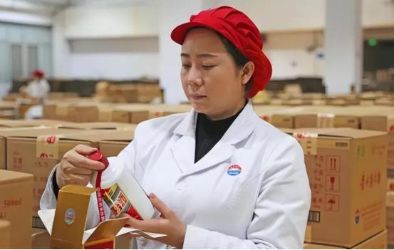 貴州茅臺酒廠最新動態,酒香四溢的溫情日常