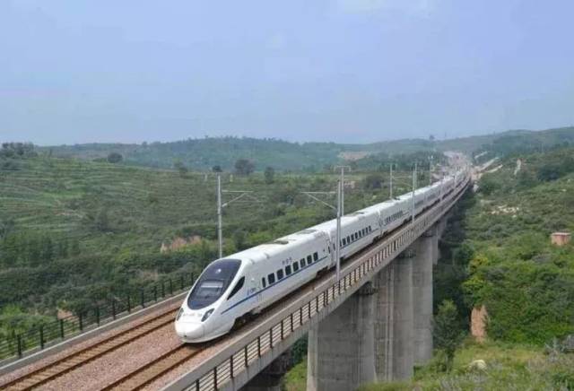 興文高鐵站最新動態,影響與觀點分析