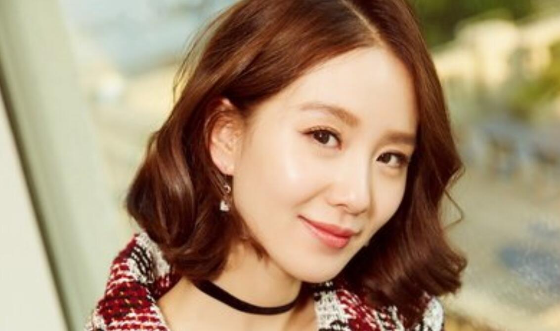 劉詩詩2025最新動態,明星的蛻變與影響力