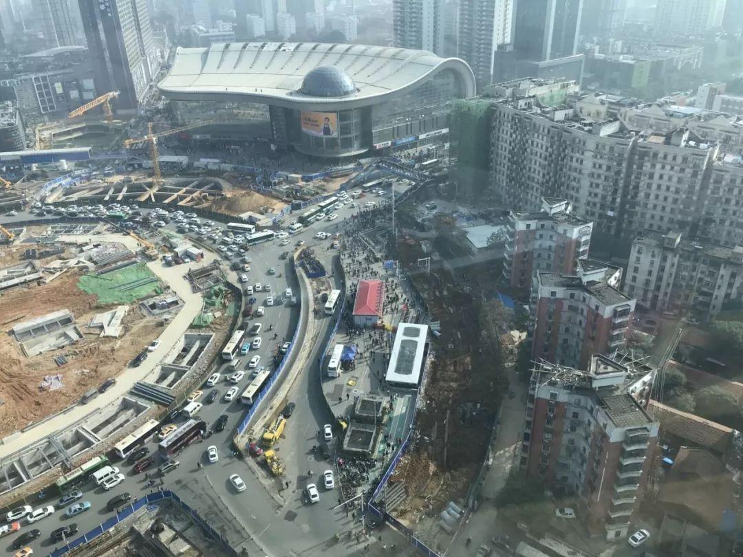 光谷綜合體最新動態揭秘,一天中的新奇變化