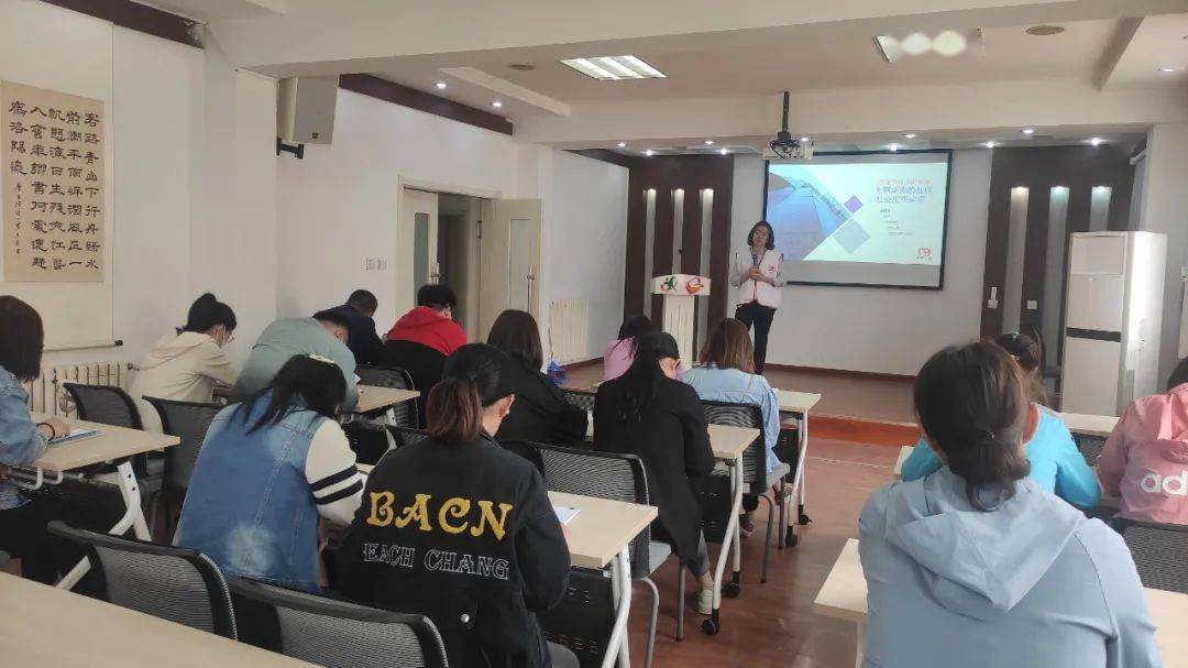 混崗集體工最新動態，變化中的學習之旅，自信與成就感的源泉