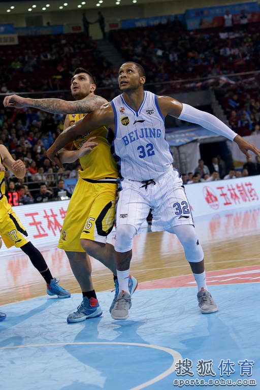 北京隊球員莫里斯的最新動態更新