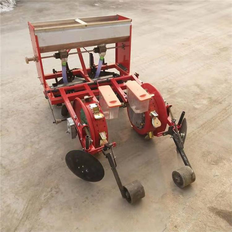 最新款玉米鋪膜機視頻,展現農業科技的革新力量