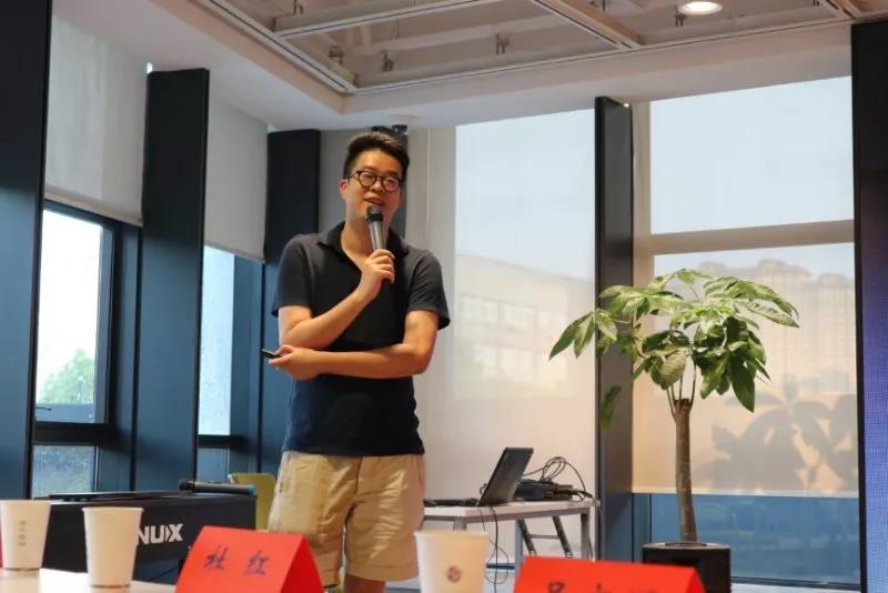 浙江省官員引領科技革新,高科技產品重塑未來生活新篇章