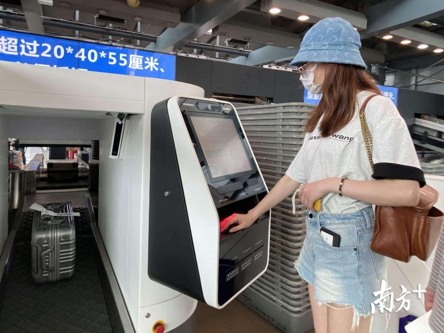 白云機(jī)場(chǎng)航班最新動(dòng)態(tài)及多方觀點(diǎn)透視