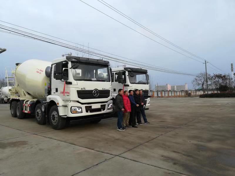 96陜汽輕量化最新款,科技引領(lǐng)運(yùn)輸未來革新