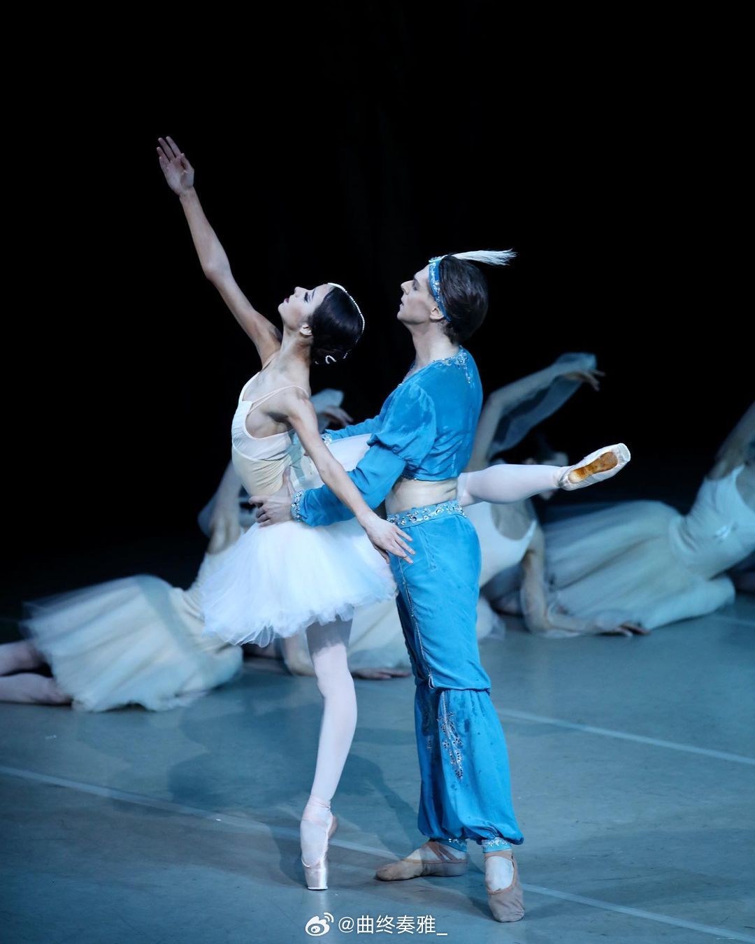 最新雙人舞演繹暖暖的愛,舞動出浪漫與溫馨之夜???