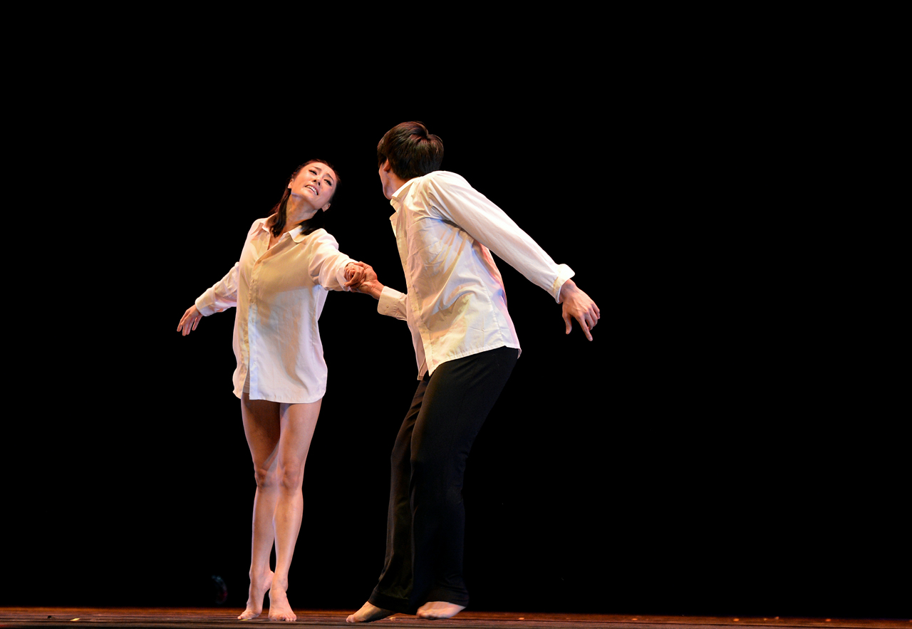 最新雙人舞演繹暖暖的愛,舞動出浪漫與溫馨之夜???