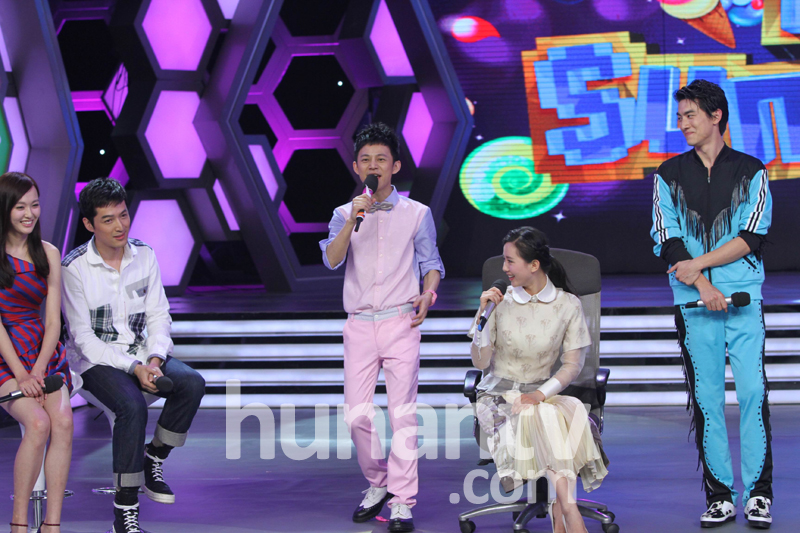 快樂大本營最新預(yù)告片揭秘全新內(nèi)容，精彩不容錯(cuò)過！