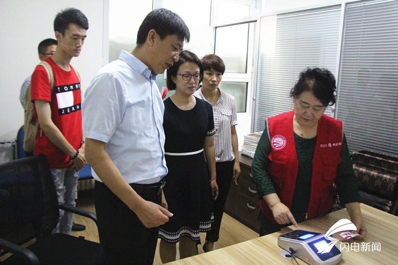 青島積分落戶最新動態,2025年政策更新與巷弄特色小店共融發展