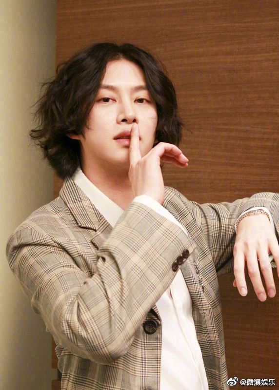 金希澈最新動(dòng)態(tài)揭秘,日常趣事與真摯友情回顧