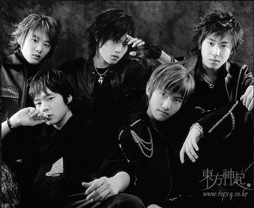 東方神起最新消息揭秘,友情之光閃耀下的溫馨日常(2025年更新)