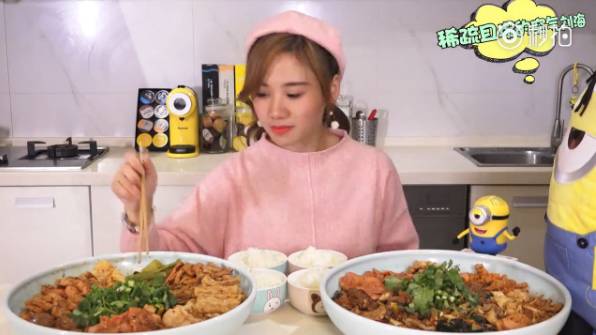 大胃王密子君最新視頻,食欲背后的網絡現象深度解析