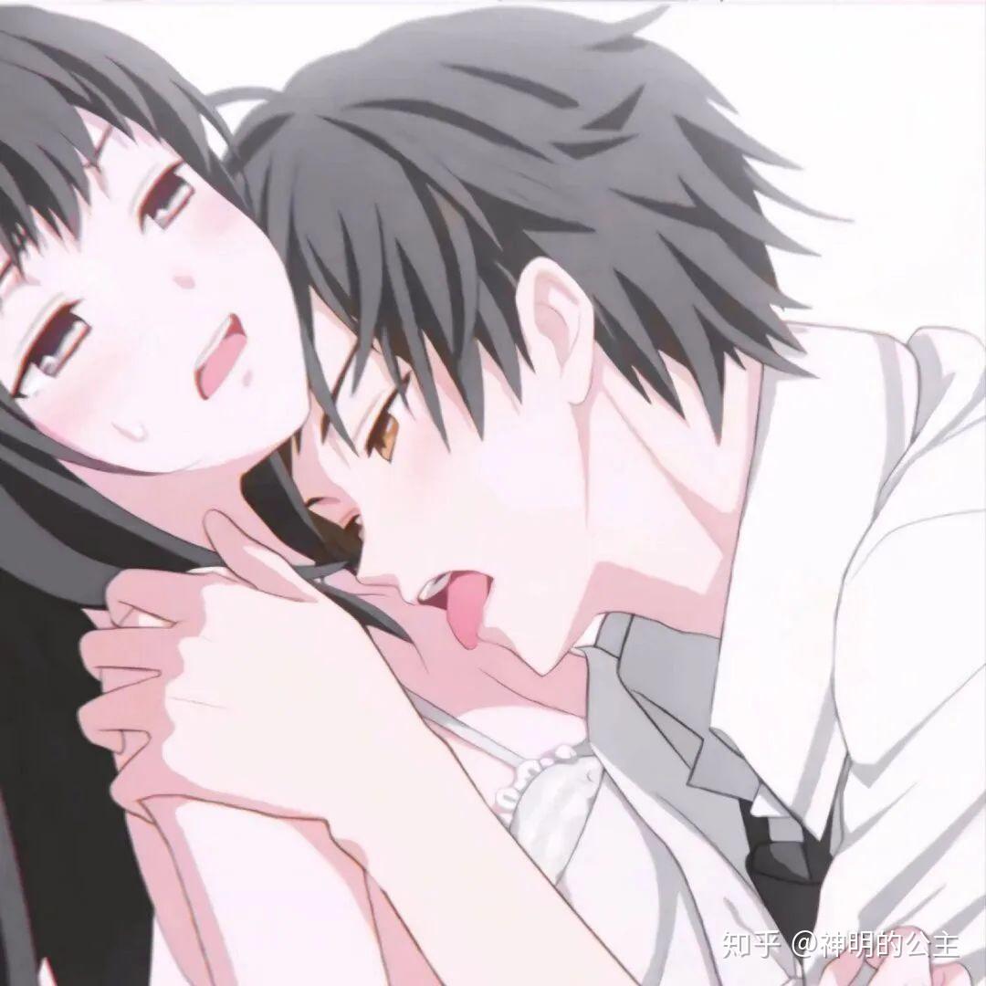 動(dòng)漫情侶頭像最新版,自然美景中的浪漫之旅